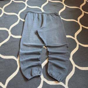 Vintage 90’s Grey Russell Athletic Sweatpants